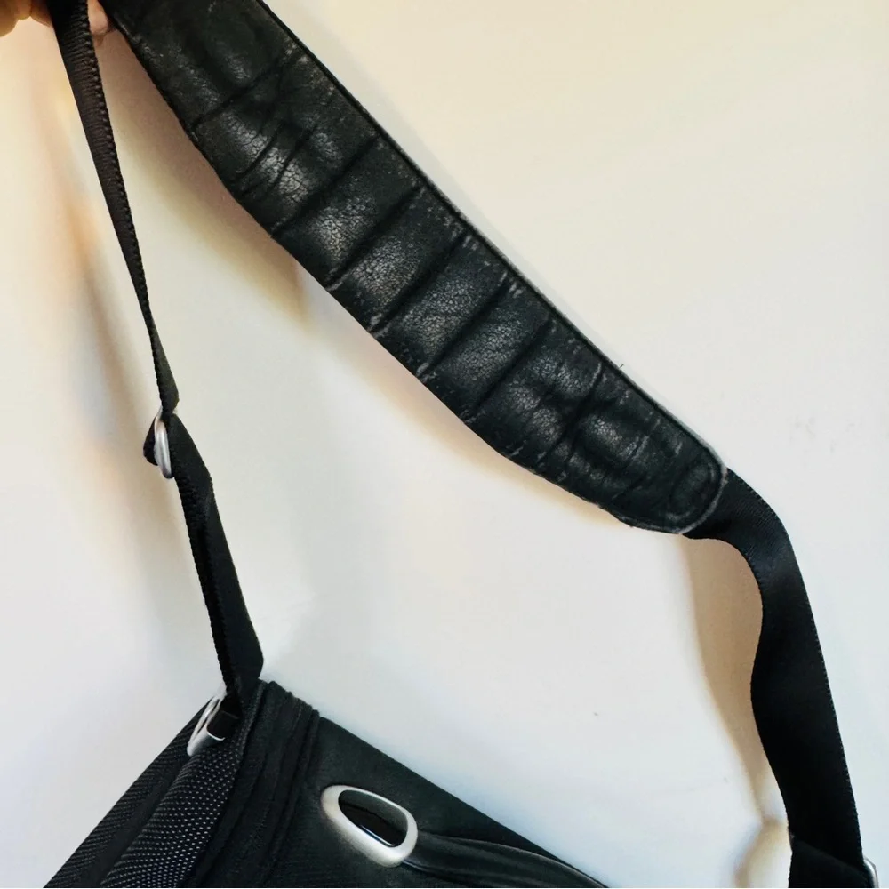 TUMI black travel laptop bag / briefcase